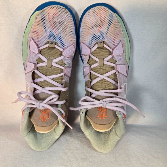 NIKE Kyrie 7 Exclusive "1 World 1 People" Regal Pink Sneakers Size 6.5Y 8W 6.5M - Picture 7 of 16